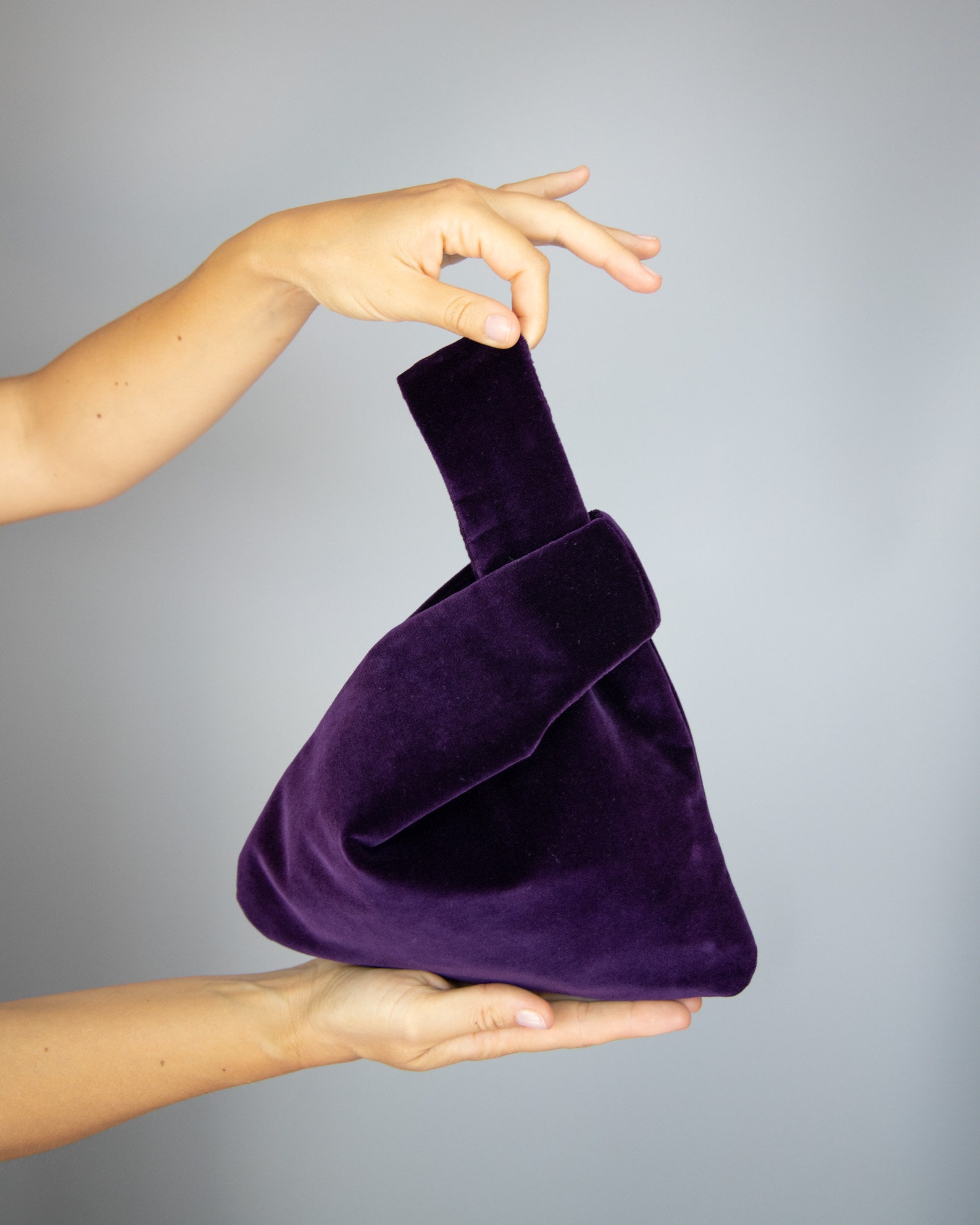 Does Teal and Purple Go Together? A Guide to Crafting a Perfect Look